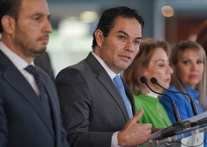 ENRIQUE VARGAS 251125