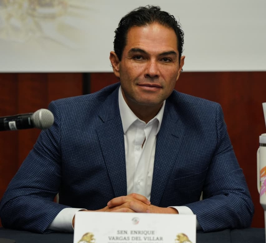 ENRIQUE VARGAS SENADOR 3