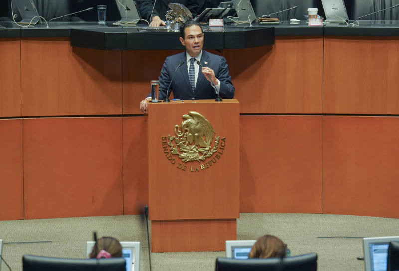 Enrique Vargas tribuna Senado 071025