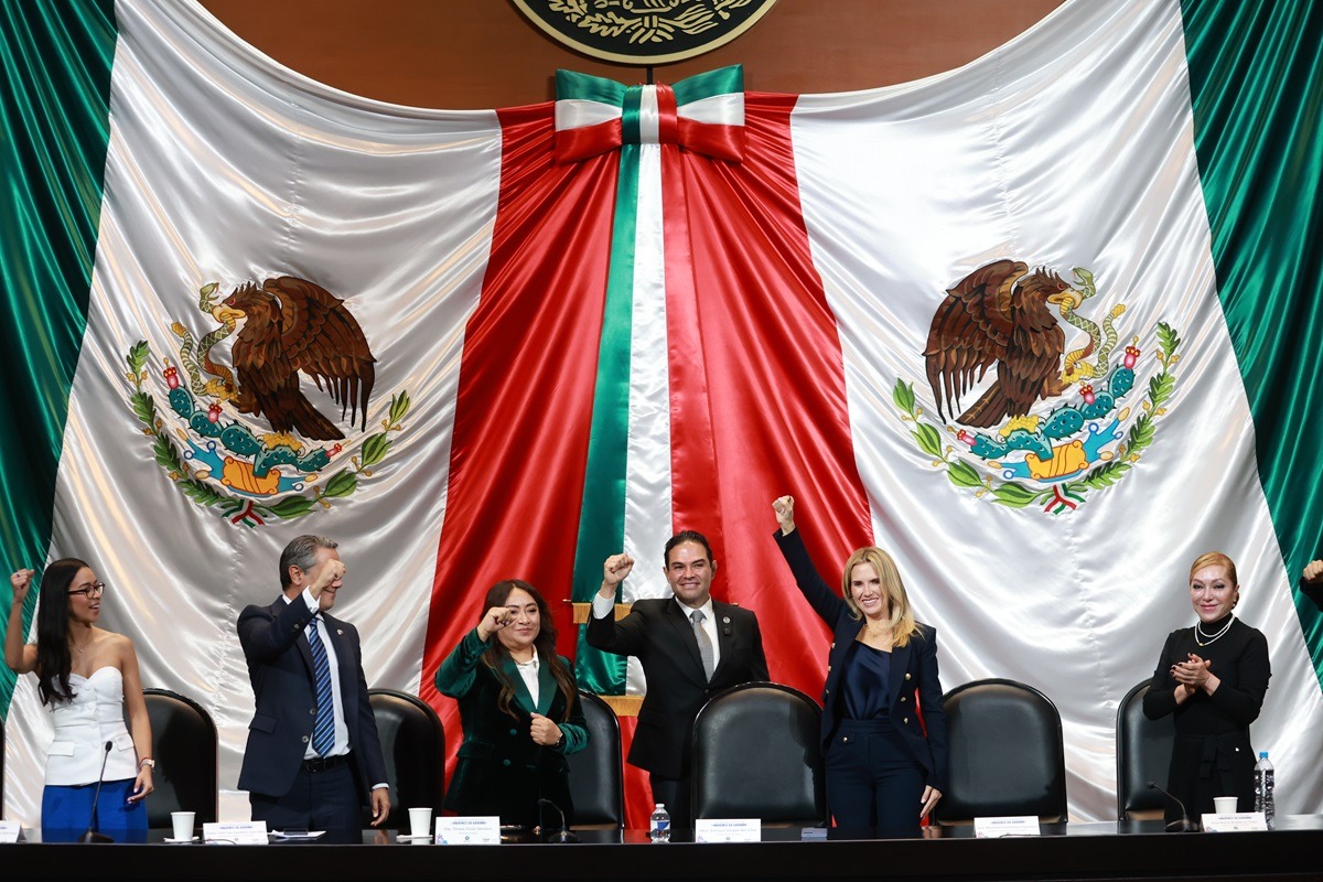 Romina_Contreras_Congreso_Edomex.JPG
