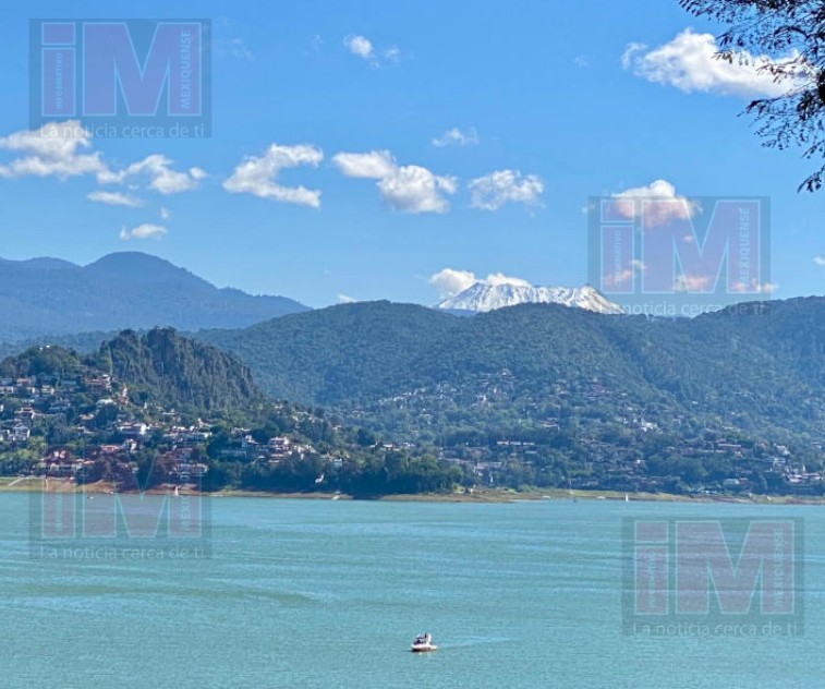Valle de Bravo lago
